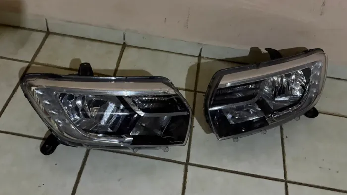 Farol sandero