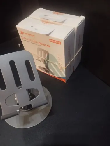 Suporte para celular em metal