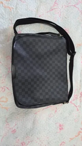 Bolsa de marca. Damier Graphite. LOUIS VUITTON, super conservada