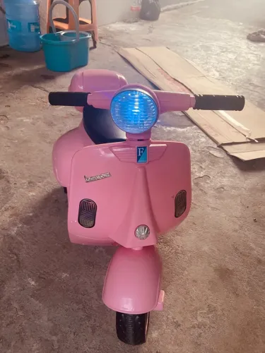 Moto elétrica infantil