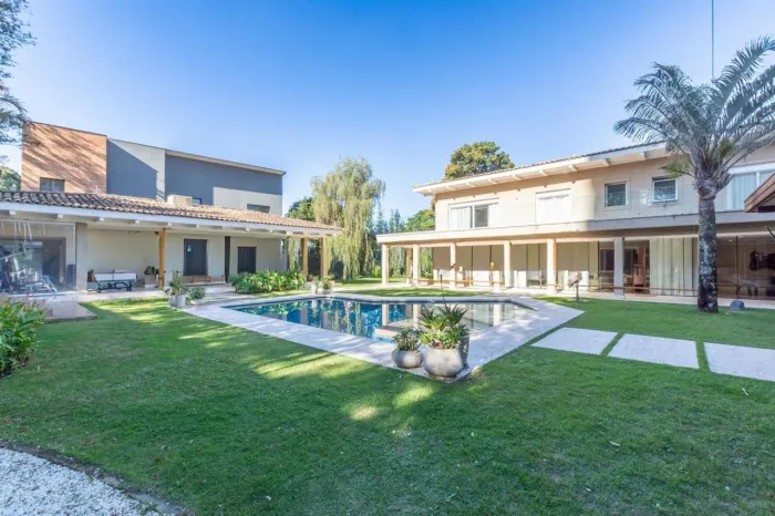 Casa em Alphaville Residencial Um