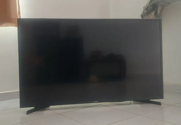 TV SAMSUNG 43 UN43J5290AG DEFEITO
