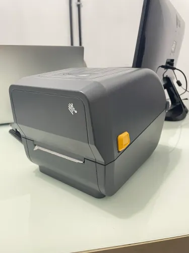 Impressora térmica função única monocromática Zebra ZD 220