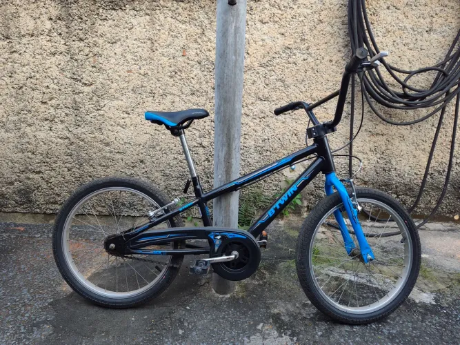 Bicicleta BTWIN Racing Boy aro 20