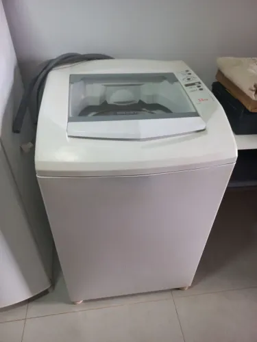 Vendo máquina de lavar usada.