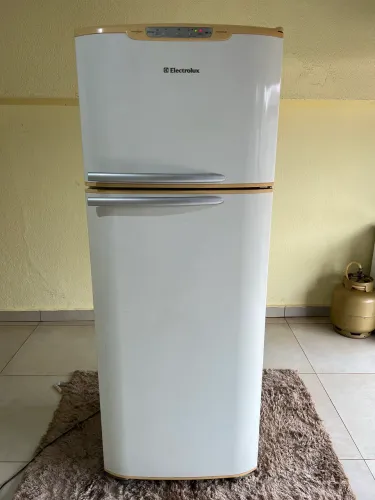 Geladeira Electrolux 420 litros frost free funcionando perfeitamente Entrego
