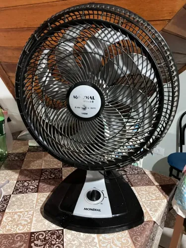 Ventilador de Mesa Mondial 6 pás 140w 220v
