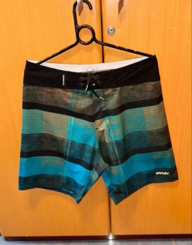Bermuda Oaklaey original tamanho 38 no Brasil tamanho 29 nos EUA