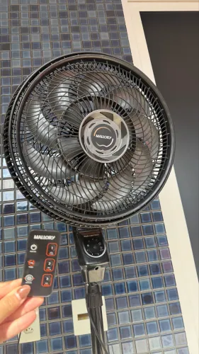 Ventilador de Coluna Mallory Max Control 40cm - R$ 150