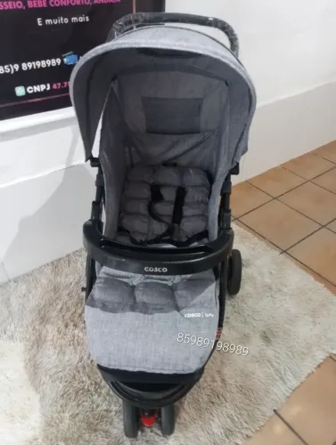 Vendo carrinho de bebê semi novo não faço entrega