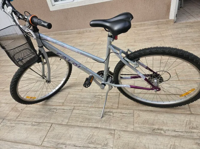 Bicicleta 21 marchas caloi ceci com cestinha