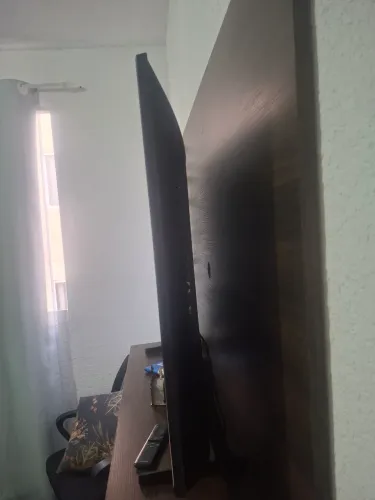 Tv Samsung 43Polegadas resolução 4K