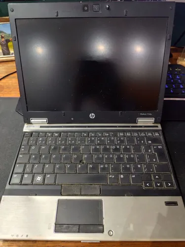 Notebook HP EliteBook 2540p (Para Uso Básico ou Retirada de Peças)