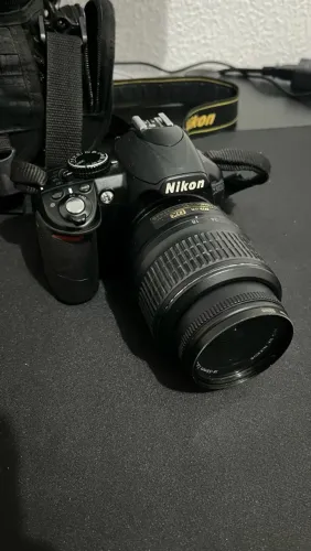 Câmera Nikon D3100 completa
