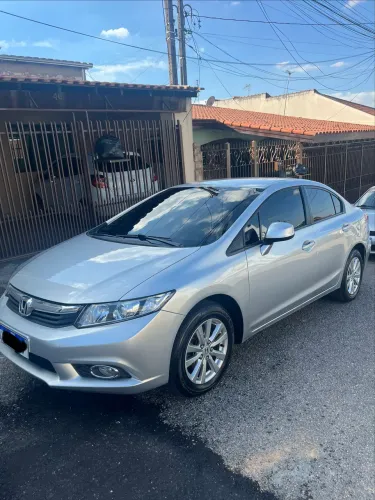 Honda Civic Sedan LXS 1.8/1.8 Flex 16V Mec. 4P 2013