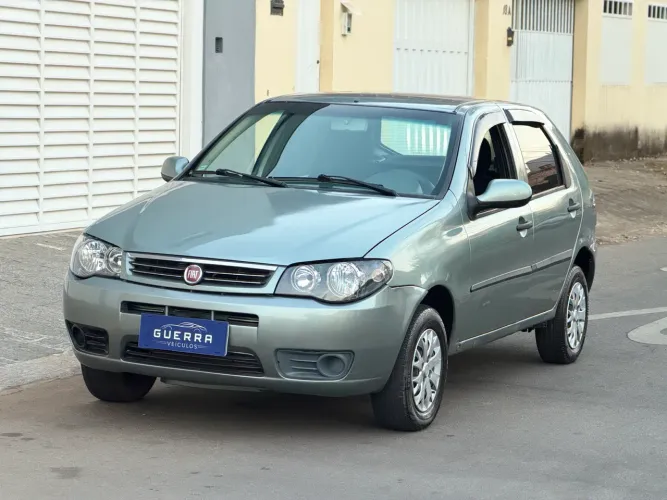Fiat Palio Celebration 1.0 Fire Flex 8V 4P 2016