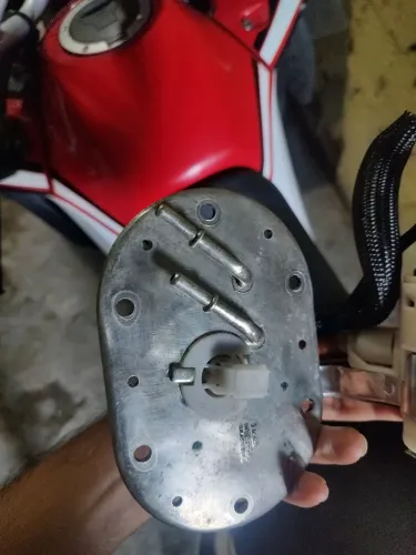 Vendo bomba de combustível XRE 300 rally 2020