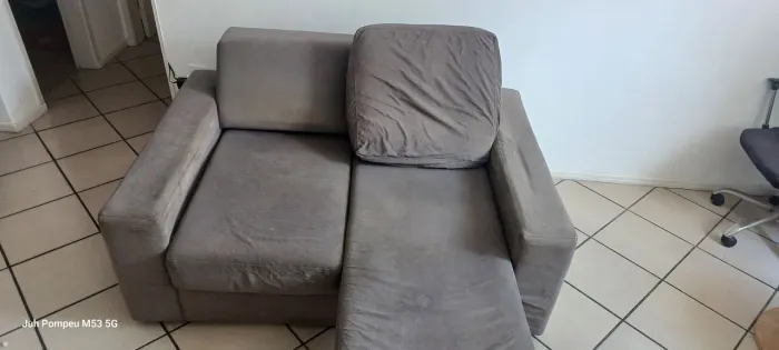 Sofá retrátil de 2 lugares 