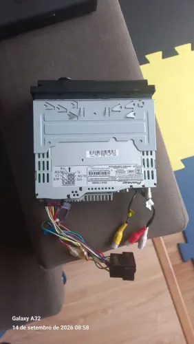 DVD automotivo pouco usado