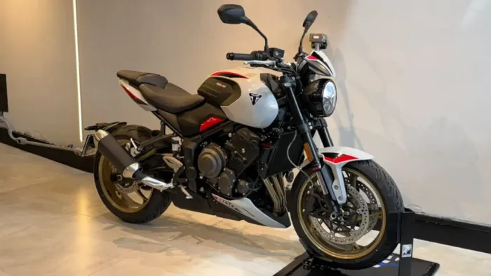 Triumph Trident 800