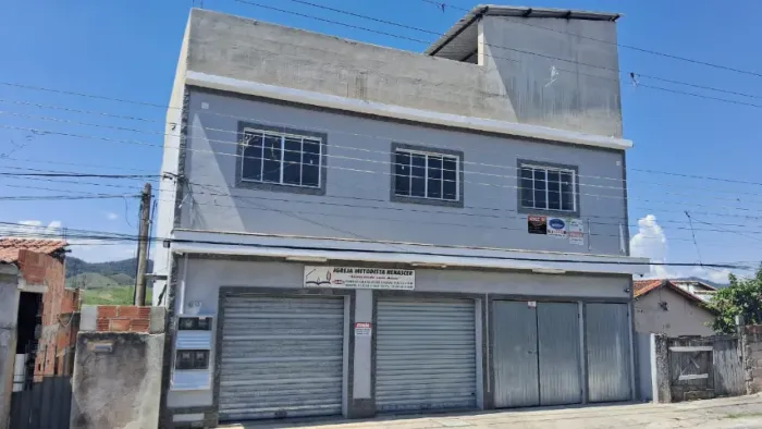 APARTAMENTO RESTANDO ACABAMENTO E UMA LOJA, COM 3 QUARTOS, 1 SUITE, SALA, COZ, BH