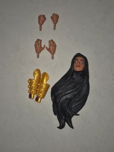 Monet st croix marvel legends + BAF Ch'od