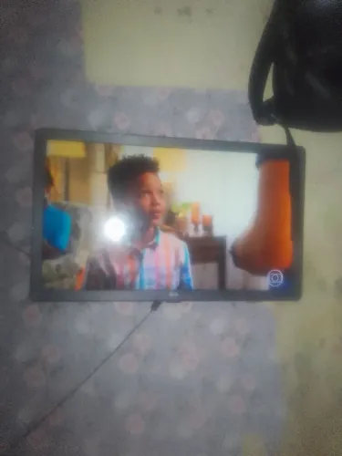 Vendo Tv de 24 polegadas LG