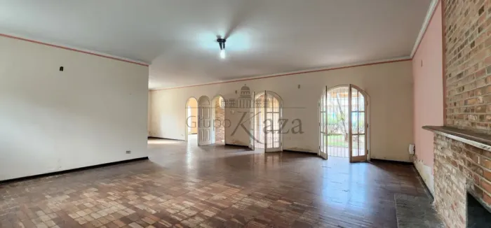 Oportunidade - Casa Comercial - Jardim Esplanada - 4 Dormitórios - 393m².