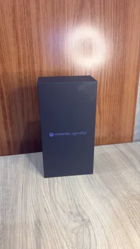 Motorola Signature Preto 512gb Lacrado