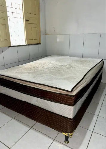 Cama de Casal Bom Sono Seminova