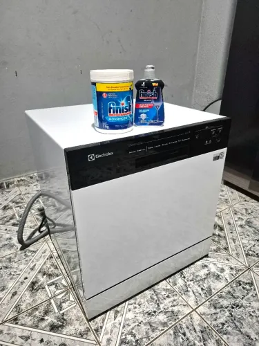 Lava-Louças Electrolux 8 Serviços 110V - Usada 1x + Garantia + Brindes