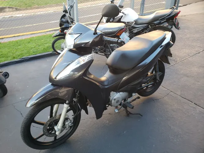 Honda biz 125 (unica dona!!12.900.00!!! ou 24xcartão de crédito)