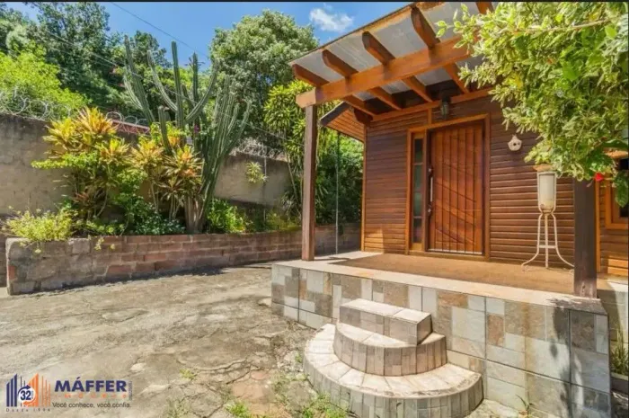 Casa 4 Dormitórios Bairro Gloria.