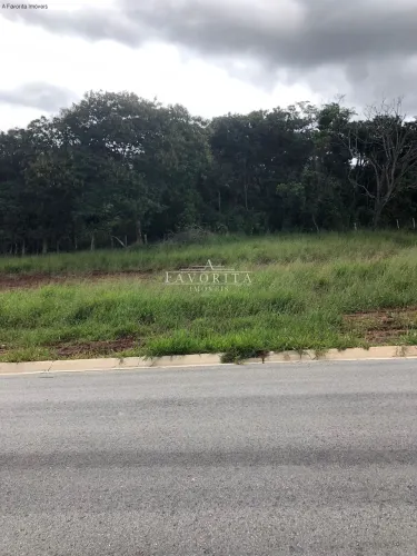 Terreno à venda na Quinta da Mantiqueira