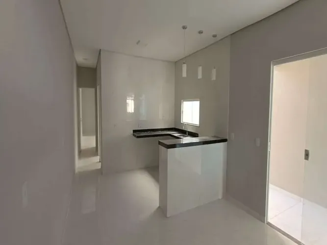 Casa com 03 quartos em Timon MA