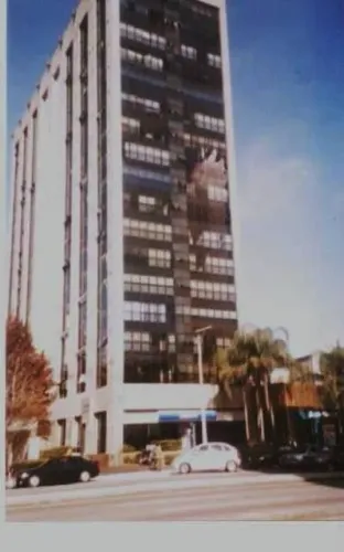 Conjunto comercial alto nível