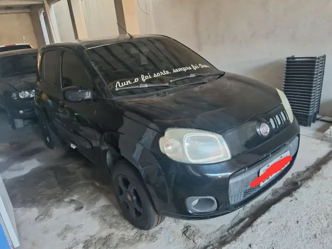 Fiat Uno Vivace/rua 1.0 EVO Fire Flex 8V 5P 2012