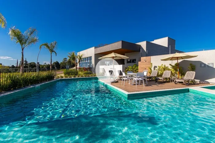 TERRENO EM CONDOMÍNIO CLUBE PRÓXIMO AO PARQUE TANGUÁ 152M²