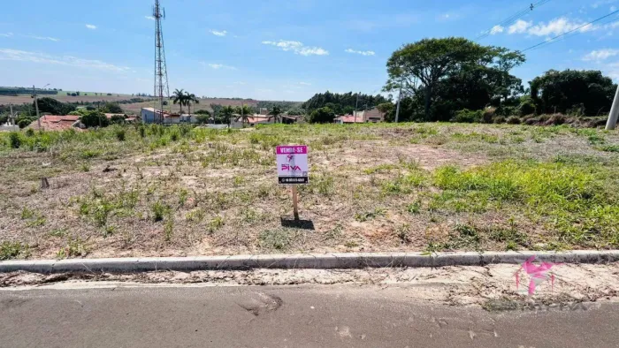 Terreno à Venda no Jardim Jatobá  Santa Cruz da Conceição/SP