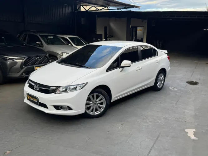 Honda Civic Sedan LXR 2.0 Flexone 16V Aut. 4P 2014