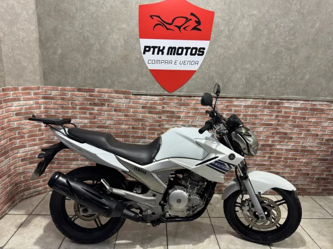 Yamaha Fazer 250 2015! Oportunidade! 