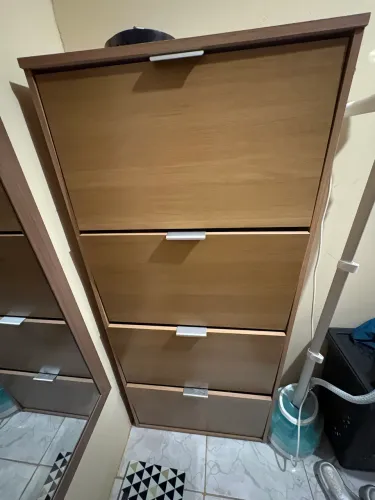 Sapateira para até 24 pares