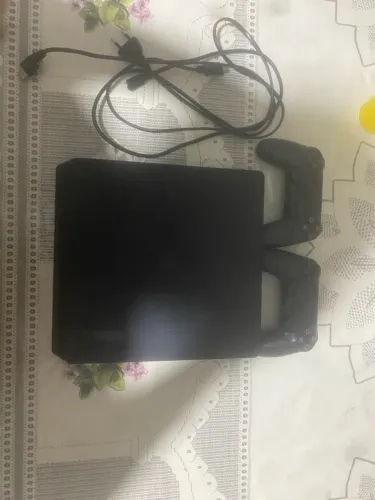 Ps4 slim 800 Gb