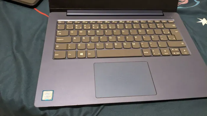 Lenovo ideapad 330s