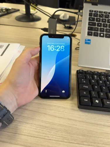 iPhone XR NUNCA ABERTO