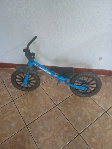 Bicicleta infantil sem pedal ( criança de 1 ano a 3 anos)