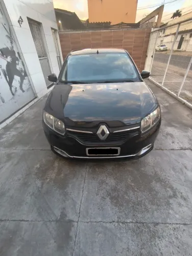 Renault Logan Dynamique Hi-flex 1.6 8V 4P 2014