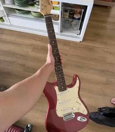 Guitarra Memphis MG22 Stratocaster