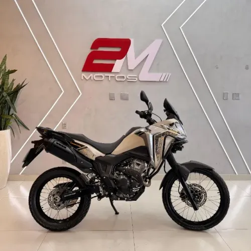 Honda XRE 300 Sahara Adventure 2023/2024