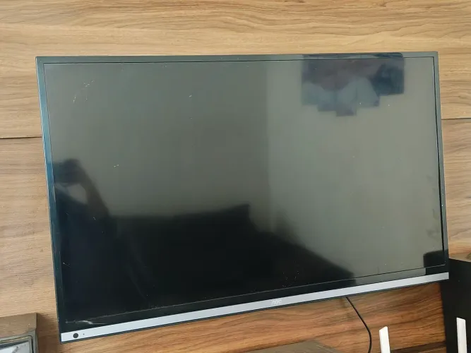 Tv 42 polegadas não e smart